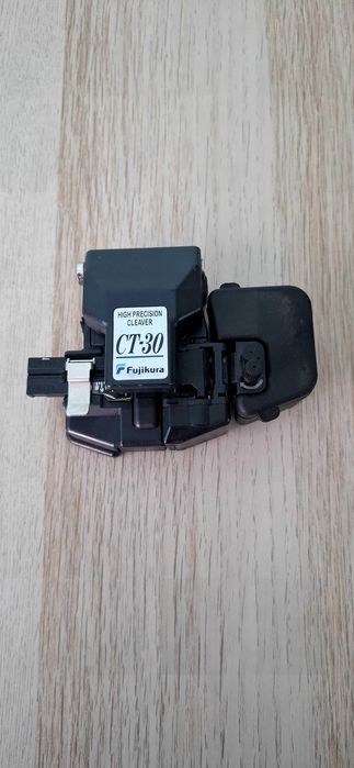 Ghilotină -cleaver pentru fibră optică Fujikura CT30