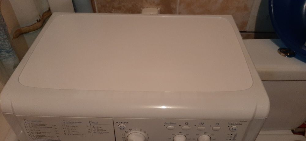 Продам стиральную машинку Indesit