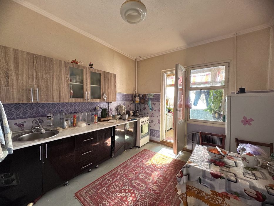 Продаётся 3х комнатная - Куйлюк-7 метро Таларык, можно и в ипотеку