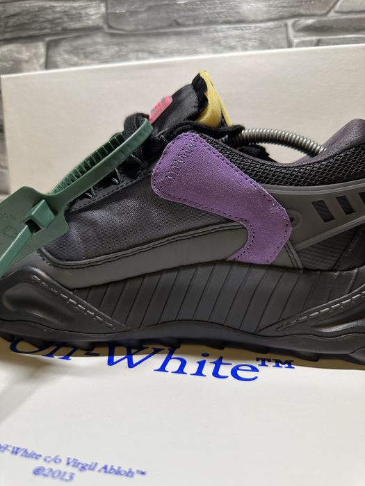 Adidasi Off-White Odsy 1000