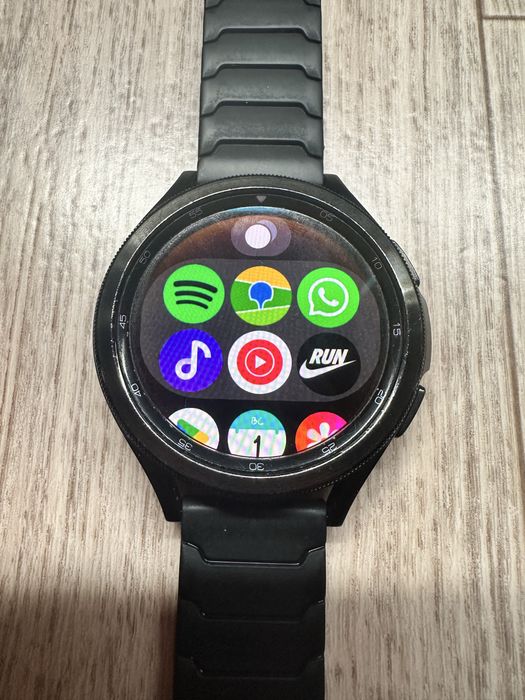 Продам самсунг gear 4 classic