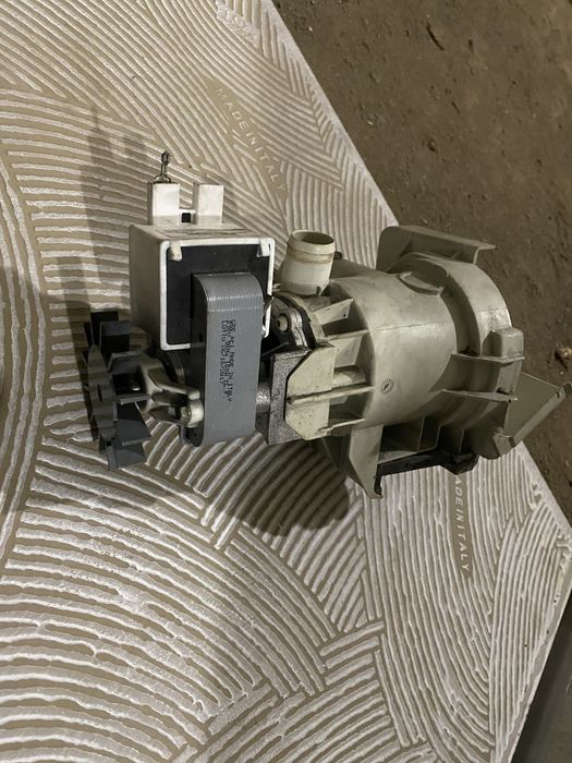 Миеле помпа с филтър