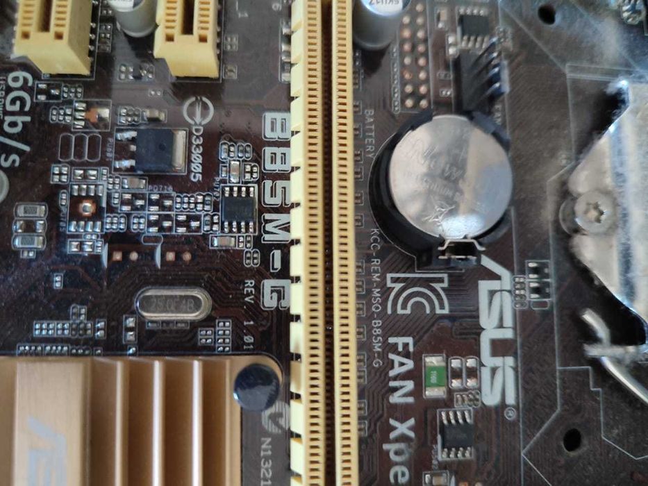 продам материнские платы