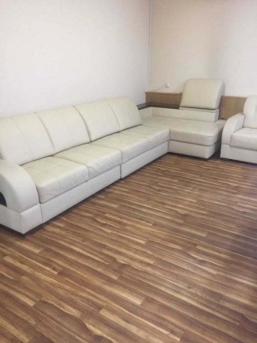 продам кожанный диван