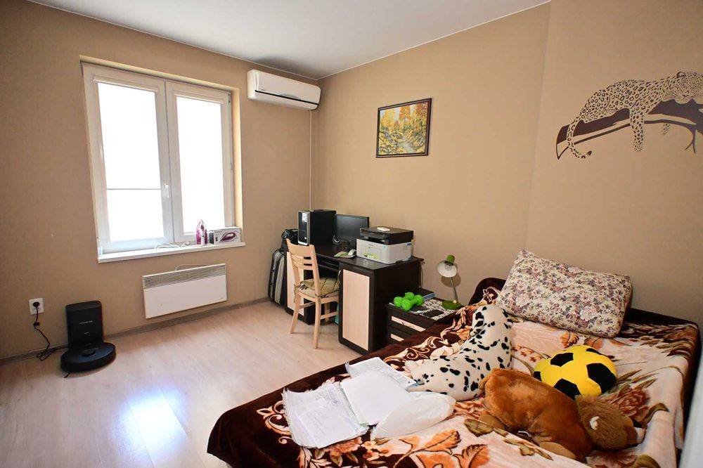 Продава се Двустаен апартамент в Перник, Изток - 60 кв.м за 1233 €/кв.м - Снимка #3