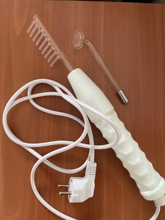 Aparat facial pentru infrumusetare