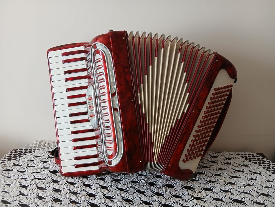 Acordeon italian 80 basi