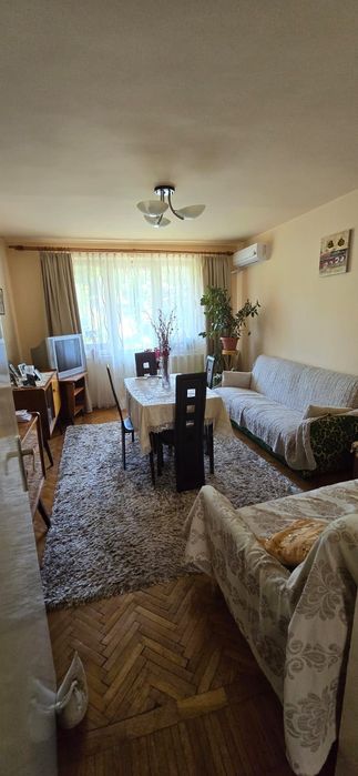 Apartament cu 4 camere