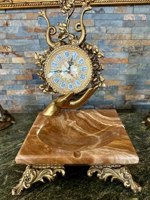 Superba piesa decor-scrumiera marmura-ceas armonios decorat-bronz-alama dore-Italia