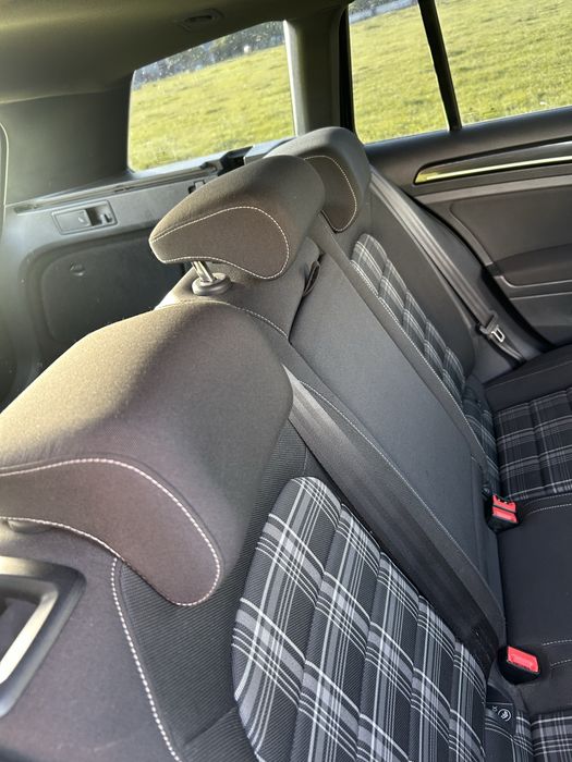 Vând Volkswagen Golf GTD 2017 – 2.0 TDI 184 CP – DSG