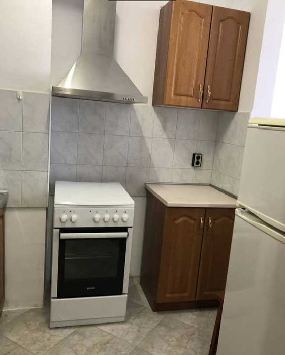 Дава се под наем Двустаен апартамент в Бургас, Славейков - 63 кв.м за 200 € - Снимка #3