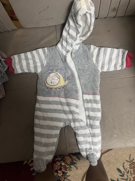 Продам детские вещи