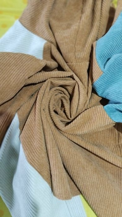 Cămașă băieți 12 ani,nouă-model modern,material de calitate