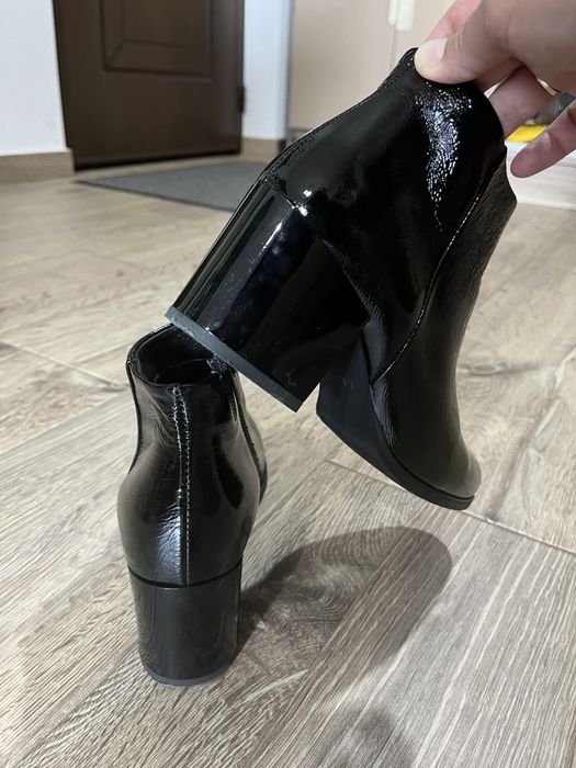 botine piele naturala lacuita