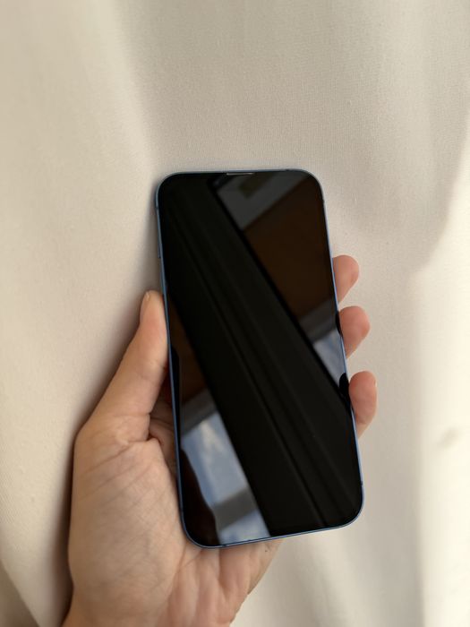 Продам iphone 13