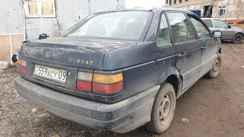 Пассат Б3.  1,8 моно