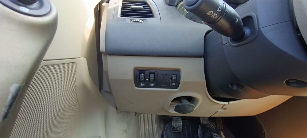 Dezmembrari  Renault MEGANE 2  2002  > 2012 1.5 dCi Motorina