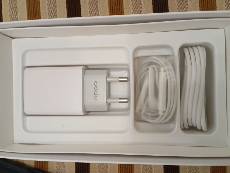 Продам телефон Oppo