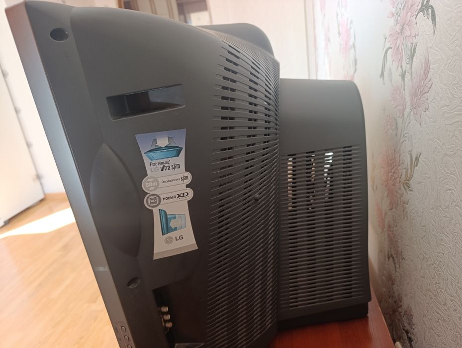 продам телефизор LG Ultra Slim, б/у