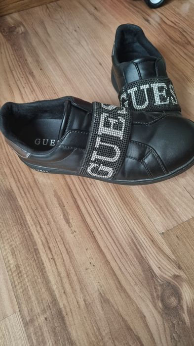Оригинални guess кецове