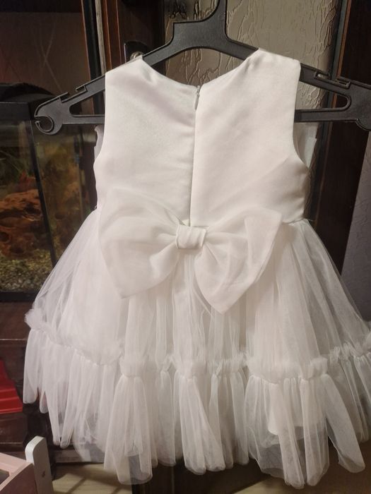 Официална рокля размер 18 месеца