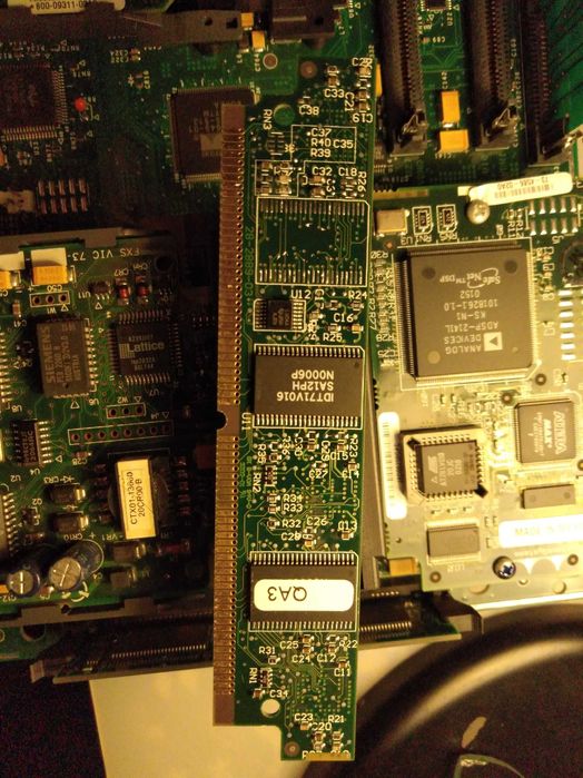 Cisco 1751 cu extensie VIC 2FXS , modul Ethernet si modul hardware VPN