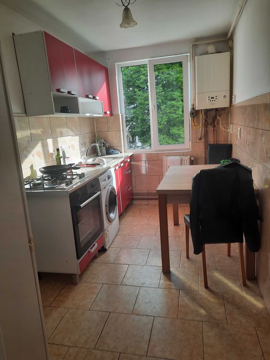 Vand apartament in frumoasa 12 E