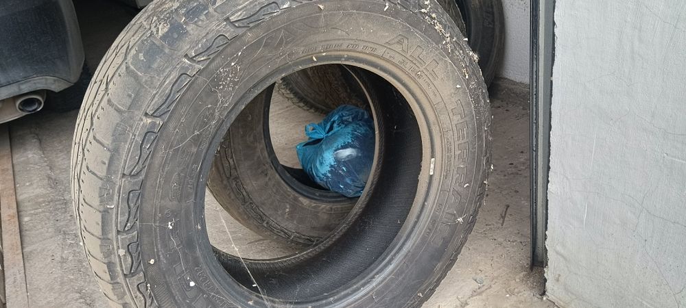 Покрышка R17 265/65