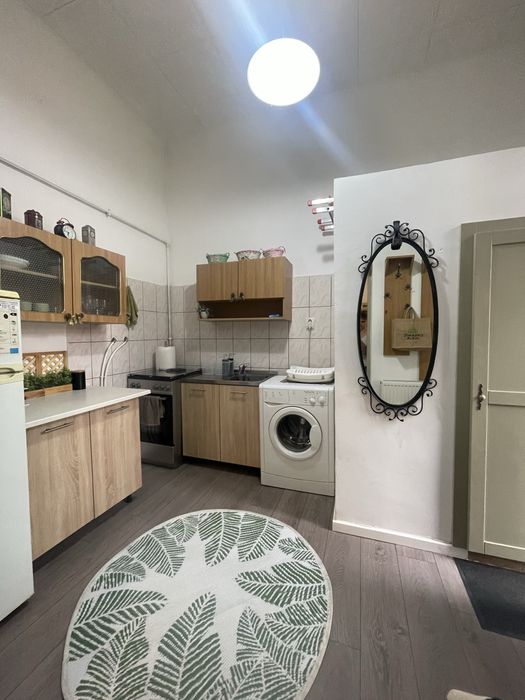 PF inchiriez garsoniera