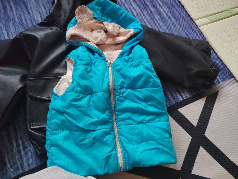 Продам детские куртки