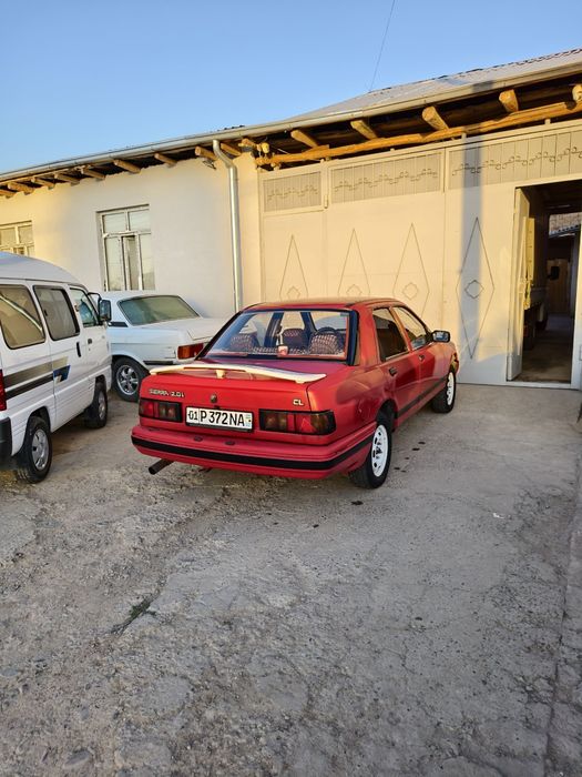 Ford moshina sotlaaadi 800$ naxaadov