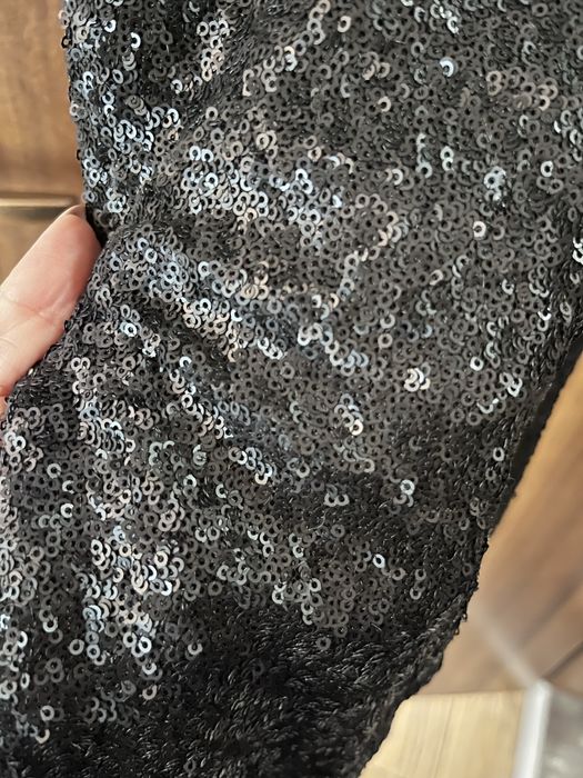 Рокля с пайети