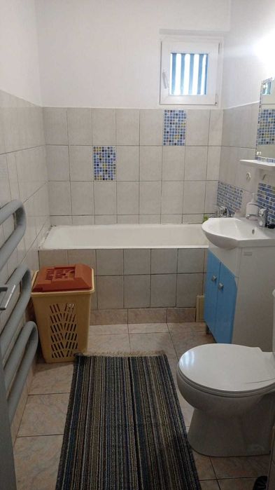 Inchiriez apartament 2 camere spatios decomandat Podgoria str Traian Mosoiu mal Mures