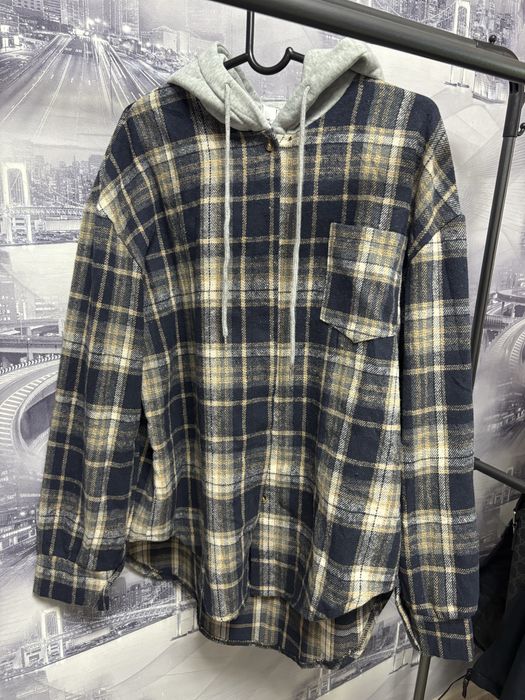 Продам рубашку новую