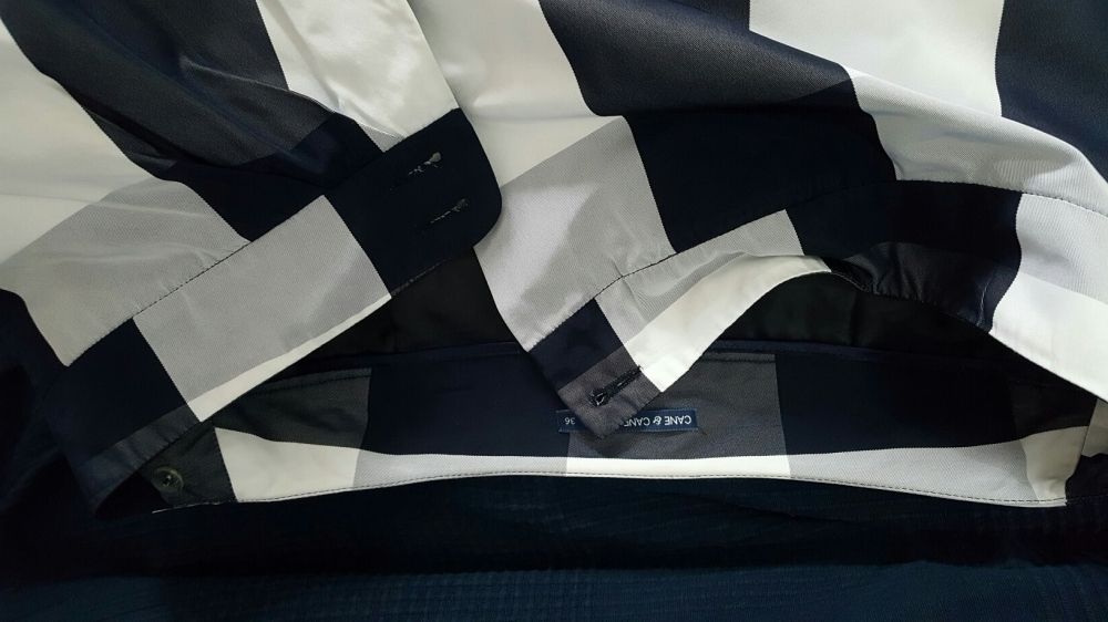 Vand fusta petrecuta in carouri mari