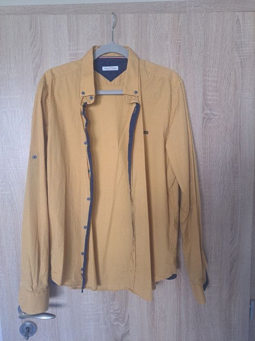 Продавам 2 бр.  мъжки ризи и 1 бр.   мъжки панталон