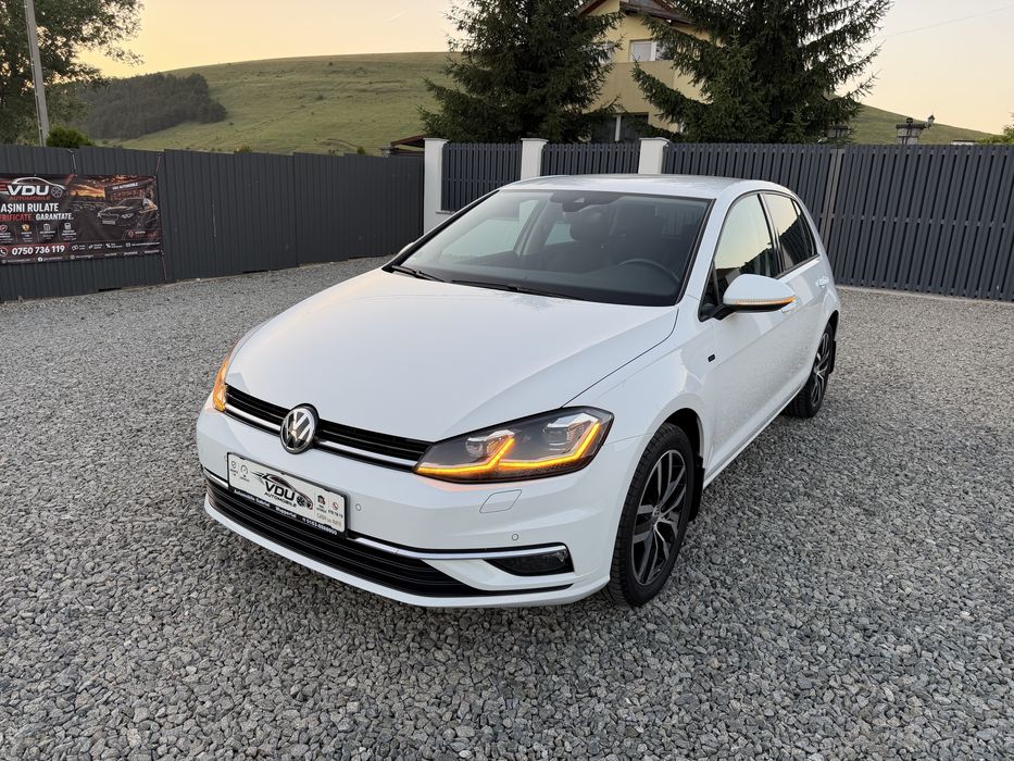 VOLKSWAGEN Golf 2018