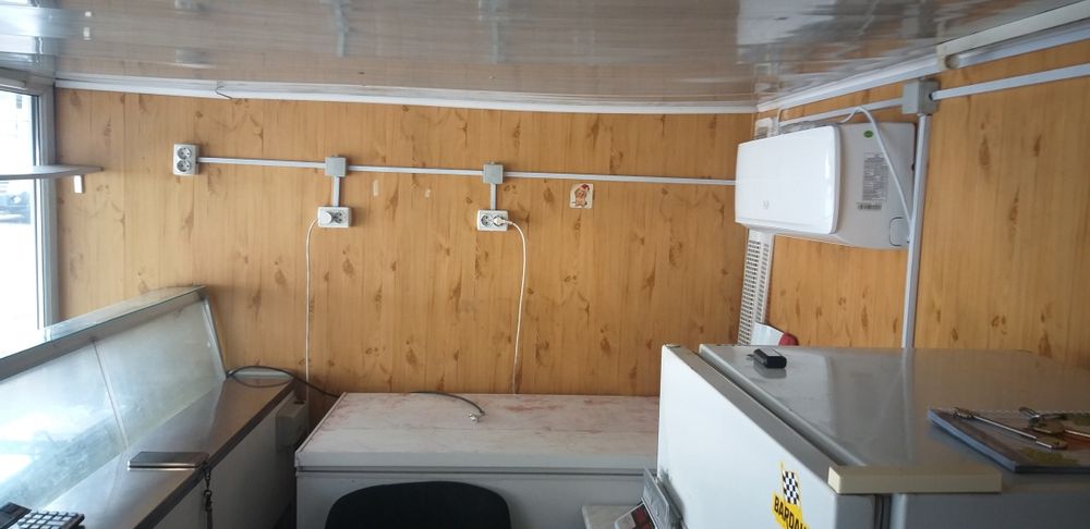 Продам киоск 2.5 на 4 .