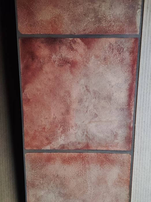 Ламинат напольный,новый.