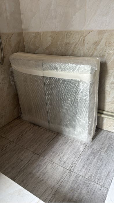 Полка подвесная с зеркалом