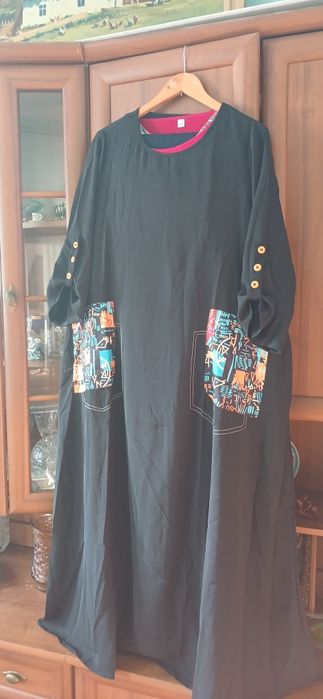 Платье лёгкое,новое.