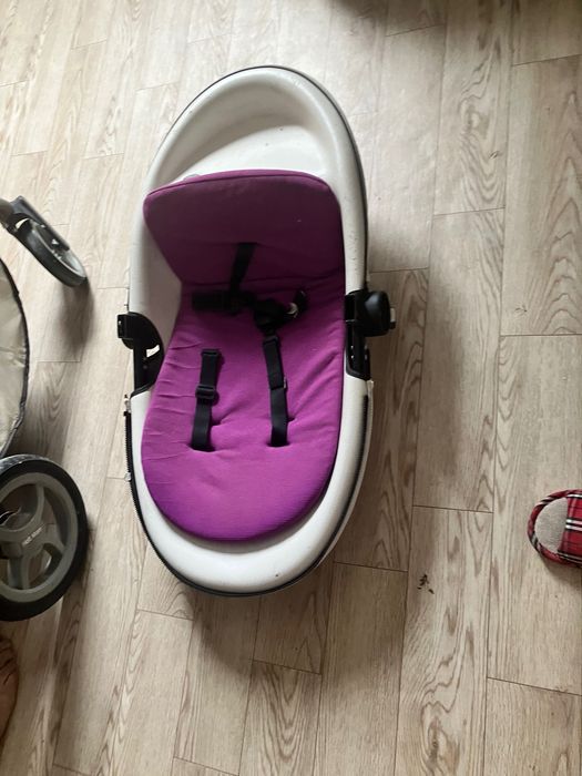 Коляска hot mom, очень удобная в использовании