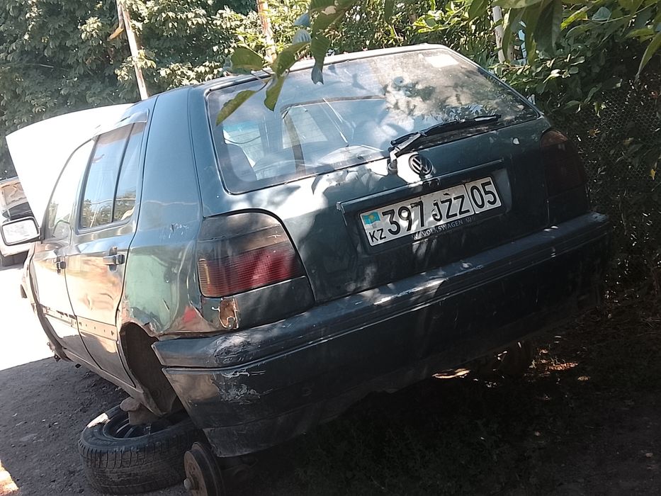 Продам гольф3 по запчастям