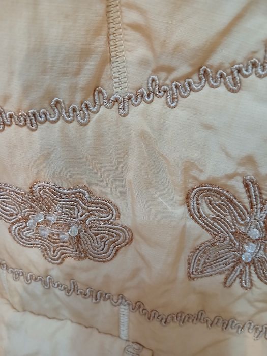 Куртка женская слегка утеплённая