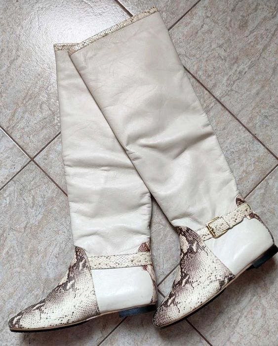 Кожени ботуши Bate 38.5 млечен цвят с вложки от змийска кожа