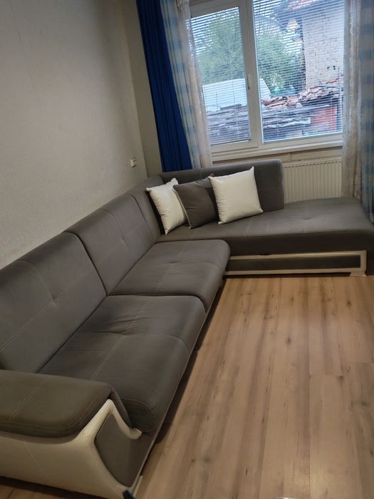 Диван. Не използвн. В перфектно състояние. Без забележка. Нов.