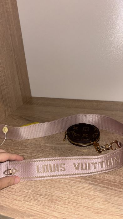 Curea Louis Vuitton