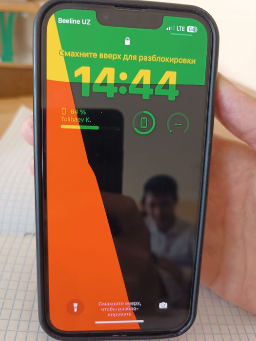 iPhone 14 eSim akumlyator 98%