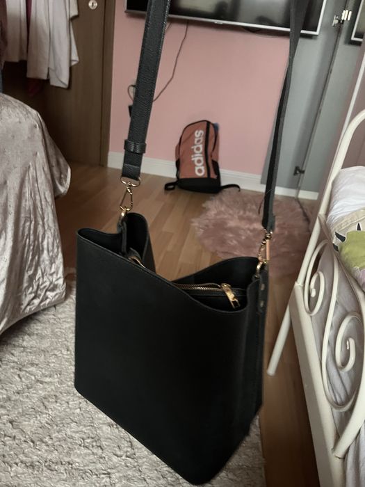 Чанта с дълга дръжка черна с 3 отделения