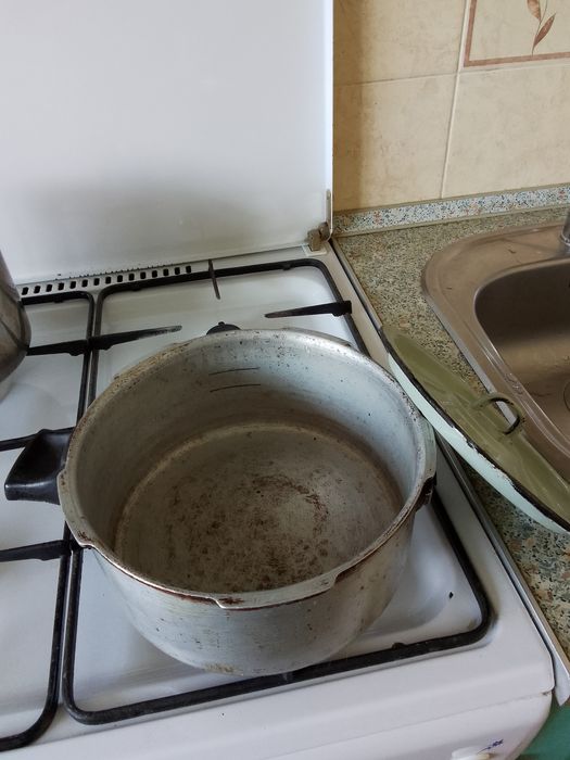 Кострюли. Сковорода лист для выпечки